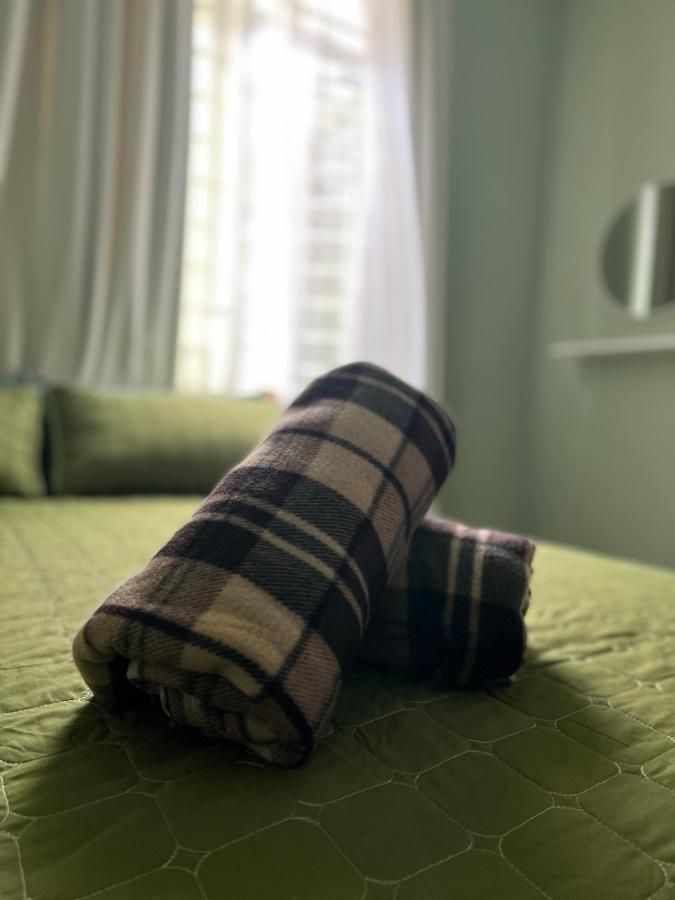 Majestic Homestay - ปาเซร์ปูเตะห์ ภายนอก รูปภาพ